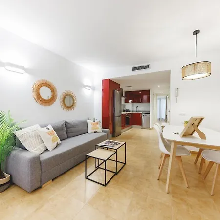 Apartment Bravissimo Placa Catalunya, 2-bedroom With Terrace *