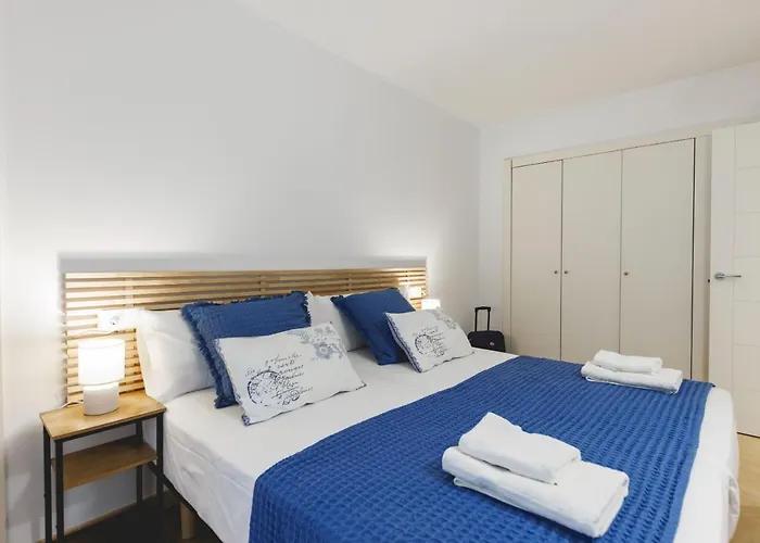 Bravissimo Placa Catalunya, 2-bedroom With Terrace Gerona