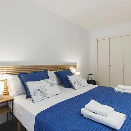 Bravissimo Plaça Catalunya, 2-bedroom With Terrace Gérone